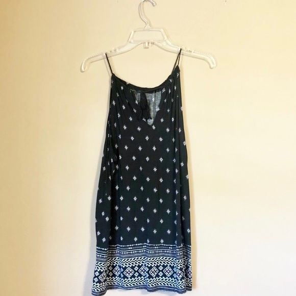 Old Navy Patterned Tank Top - Picture 5 of 6